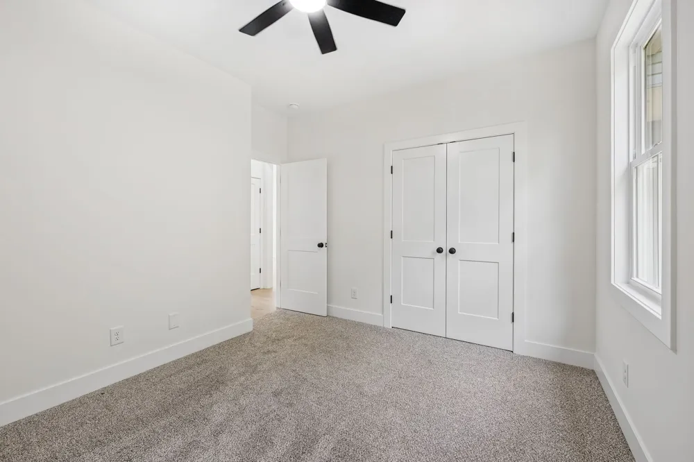 200 Wallace St Cumberland City, TN 37050