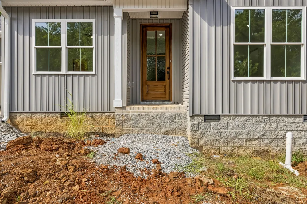200 Wallace St Cumberland City, TN 37050