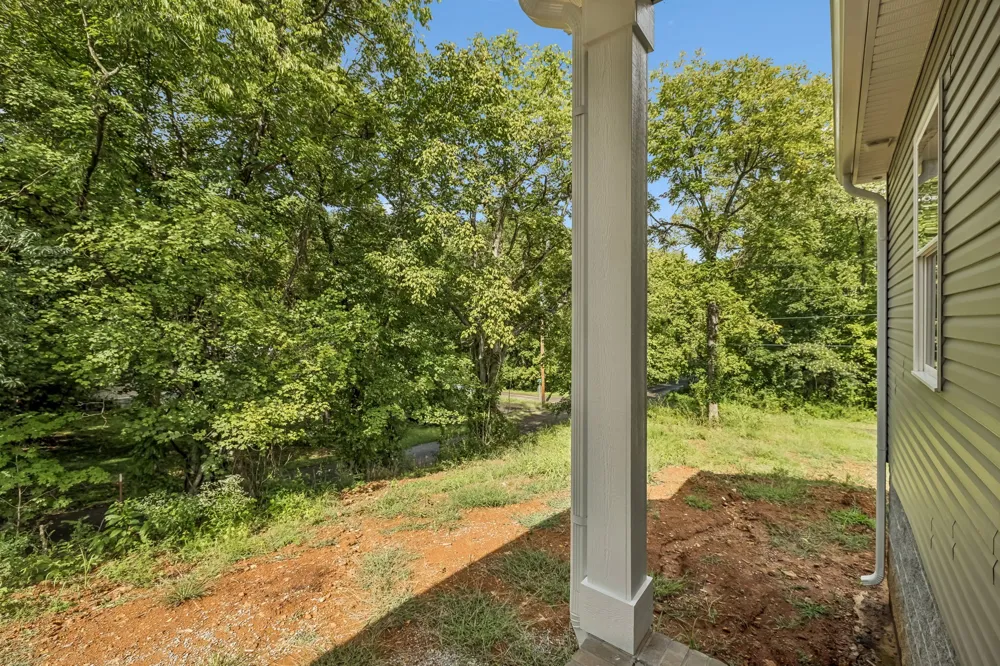 200 Wallace St Cumberland City, TN 37050