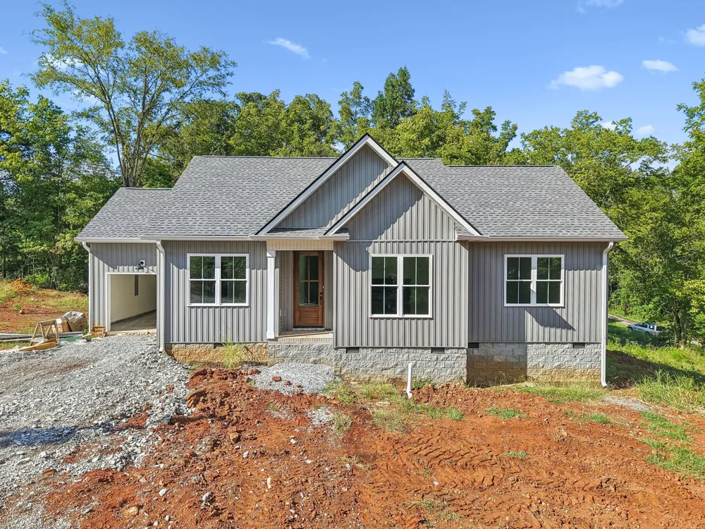200 Wallace St Cumberland City, TN 37050