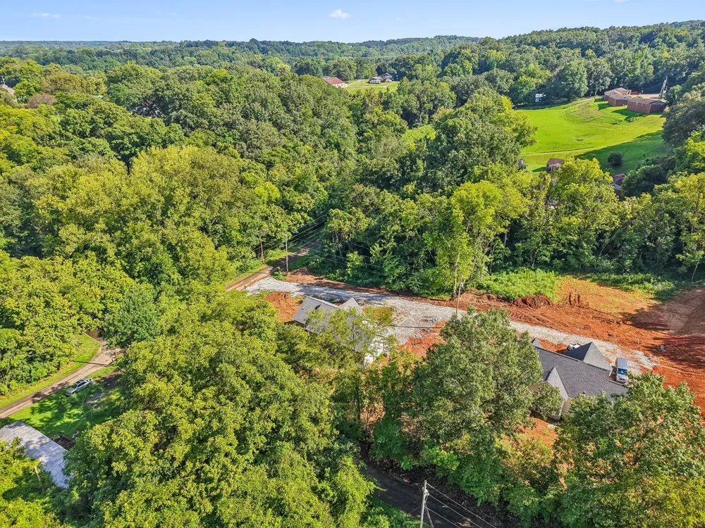 200 Wallace St Cumberland City, TN 37050