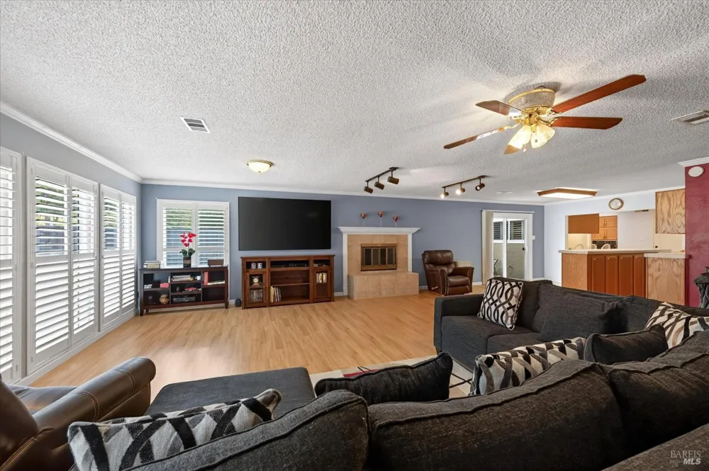 228 Valencia Street Vallejo, CA 94591