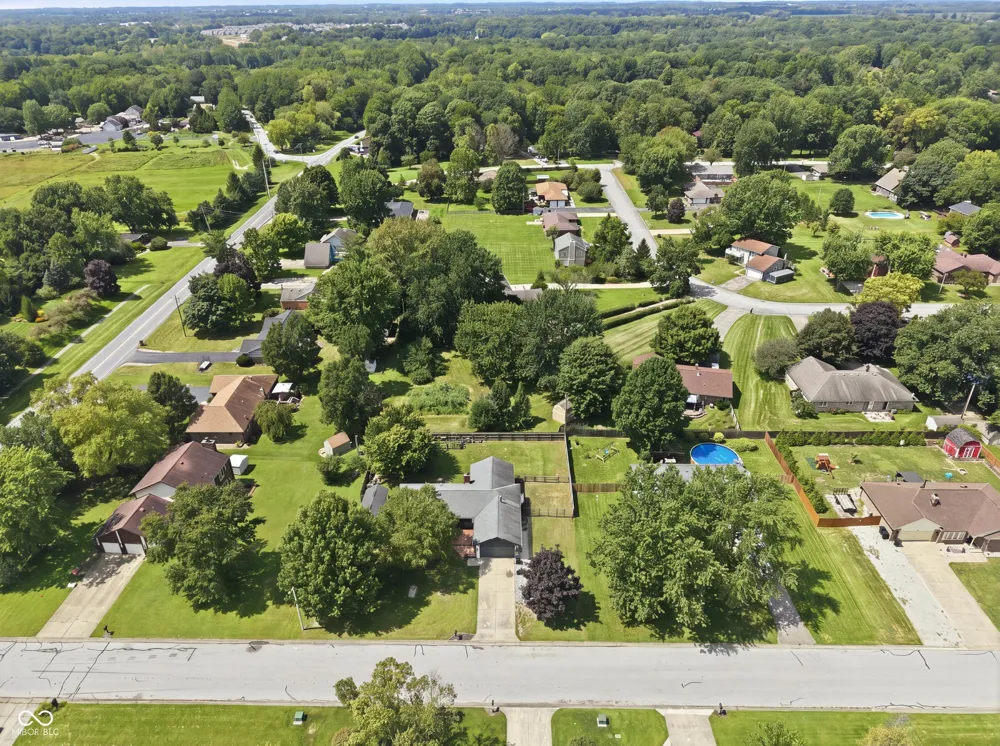 1018 Kingsway Drive Avon, IN 46123