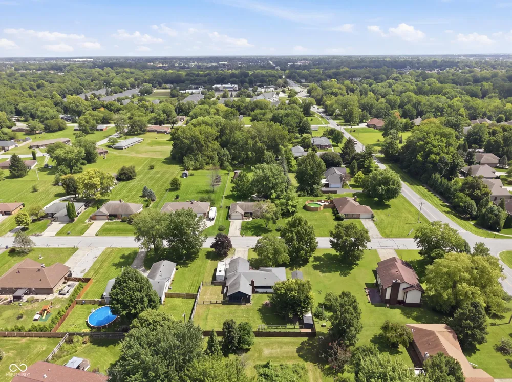 1018 Kingsway Drive Avon, IN 46123