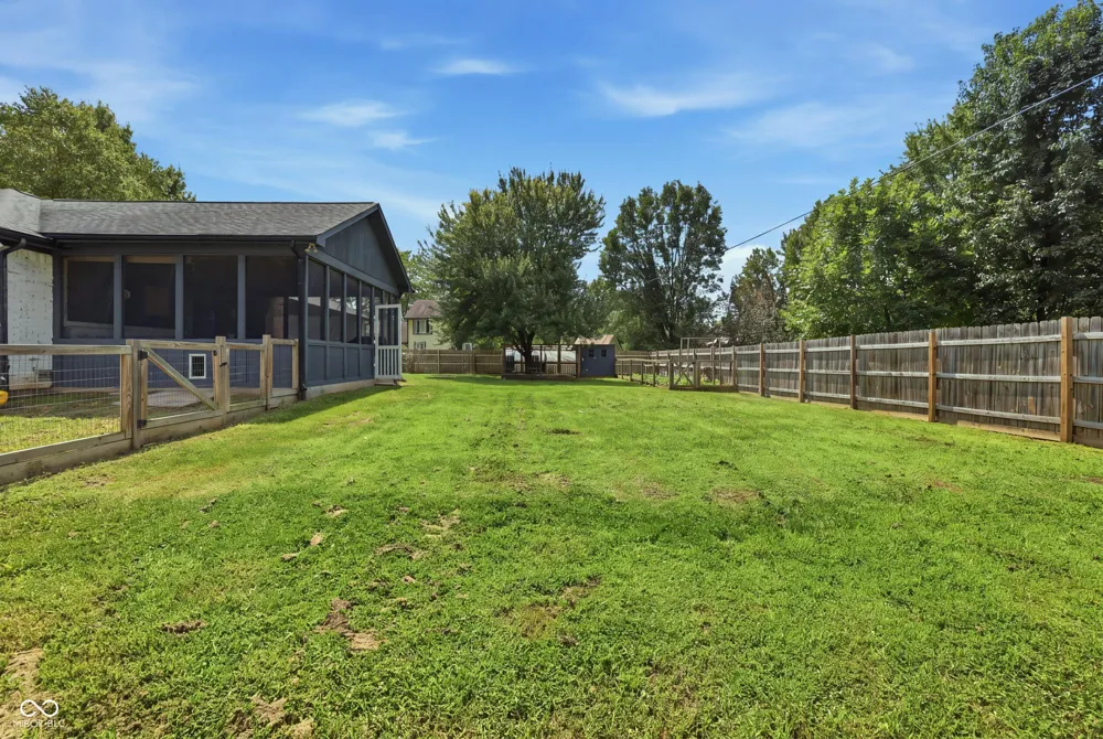 1018 Kingsway Drive Avon, IN 46123
