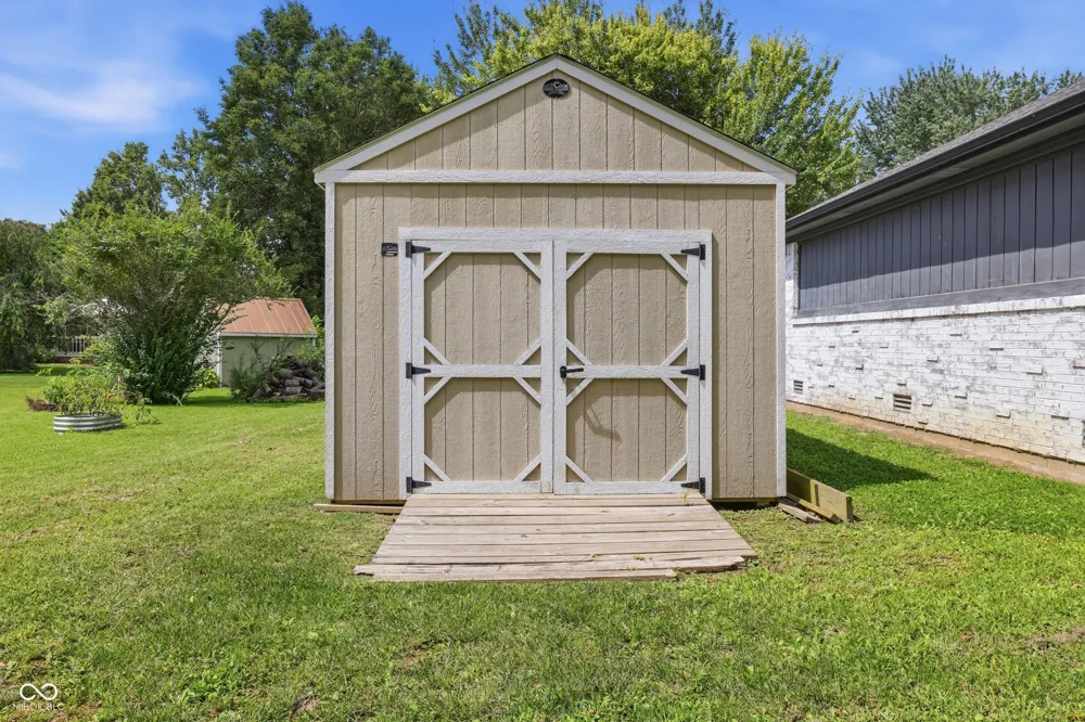 1018 Kingsway Drive Avon, IN 46123