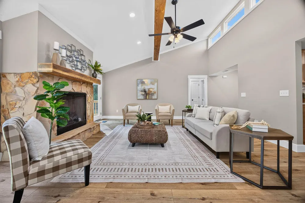 2320 Collins Lane Soddy Daisy, TN 37379