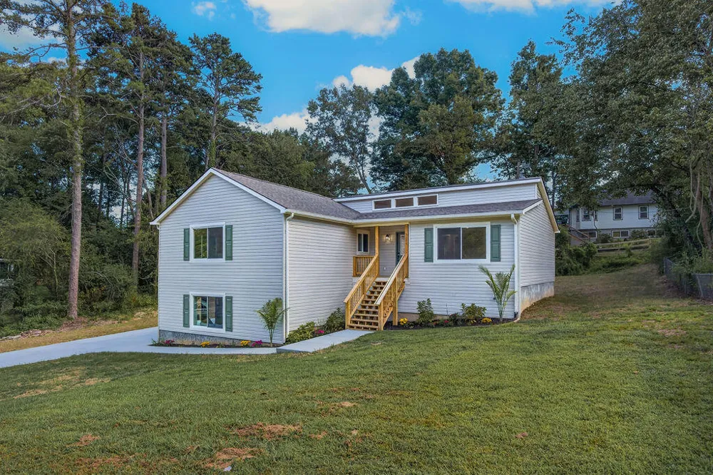 2320 Collins Lane Soddy Daisy, TN 37379