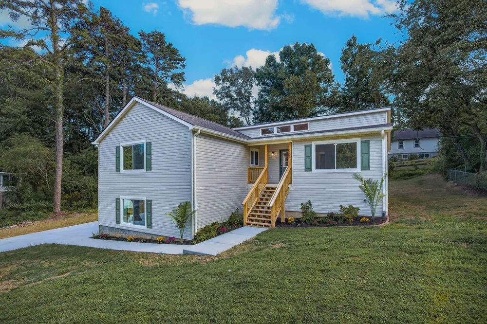 2320 Collins Lane Soddy Daisy, TN 37379