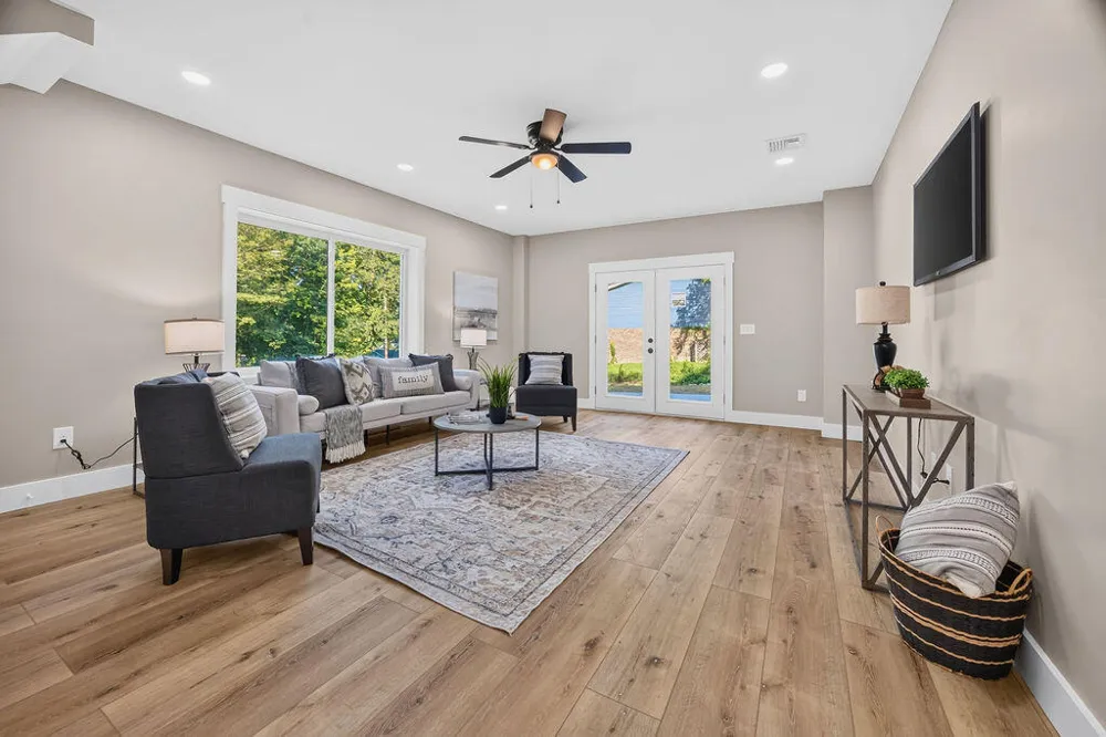 2320 Collins Lane Soddy Daisy, TN 37379