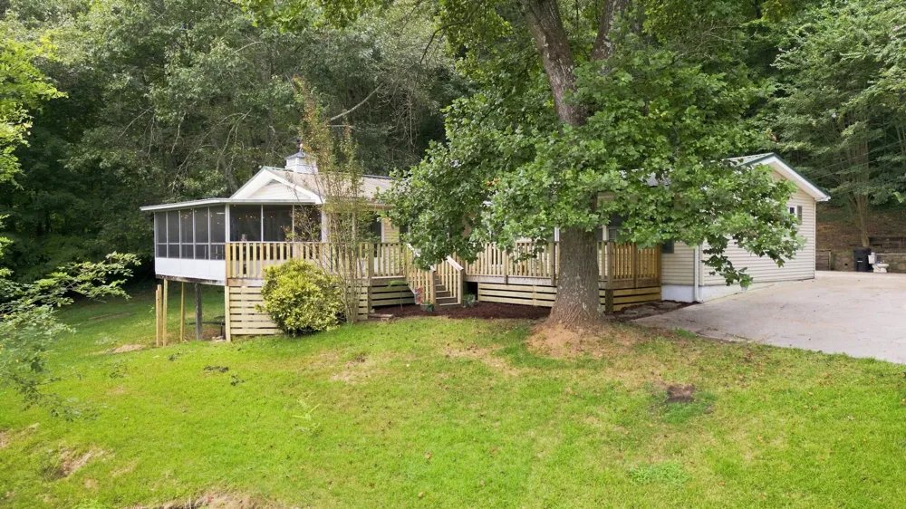 224 W Walden Circle Soddy Daisy, TN 37379
