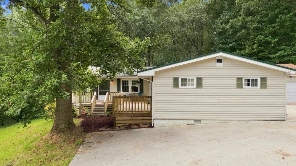 224 W Walden Circle Soddy Daisy, TN 37379