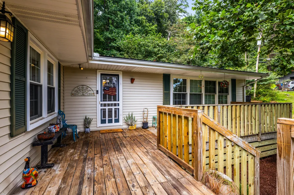 224 W Walden Circle Soddy Daisy, TN 37379