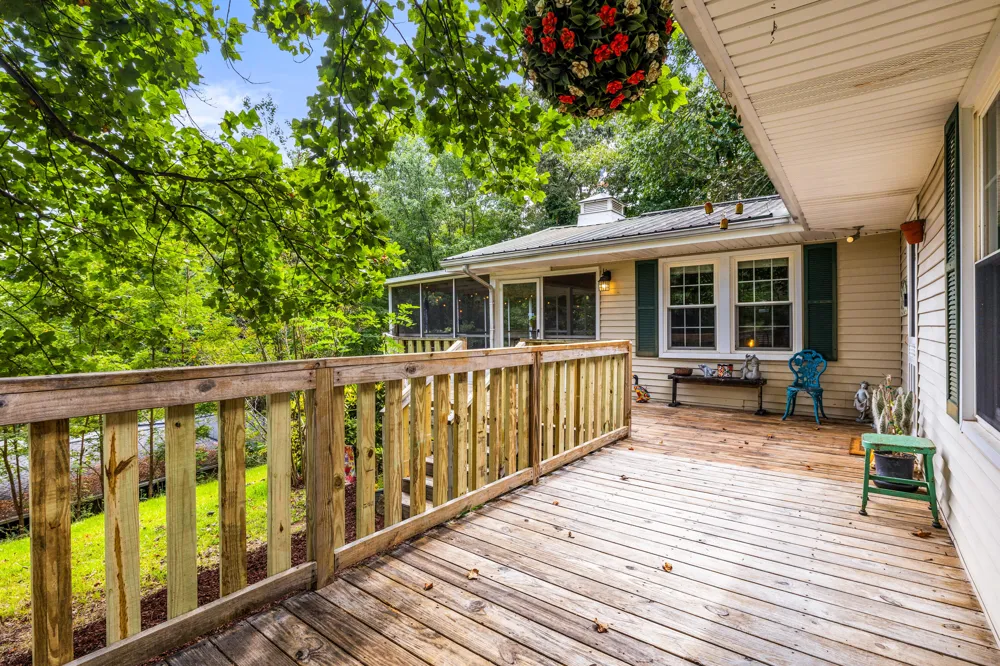 224 W Walden Circle Soddy Daisy, TN 37379