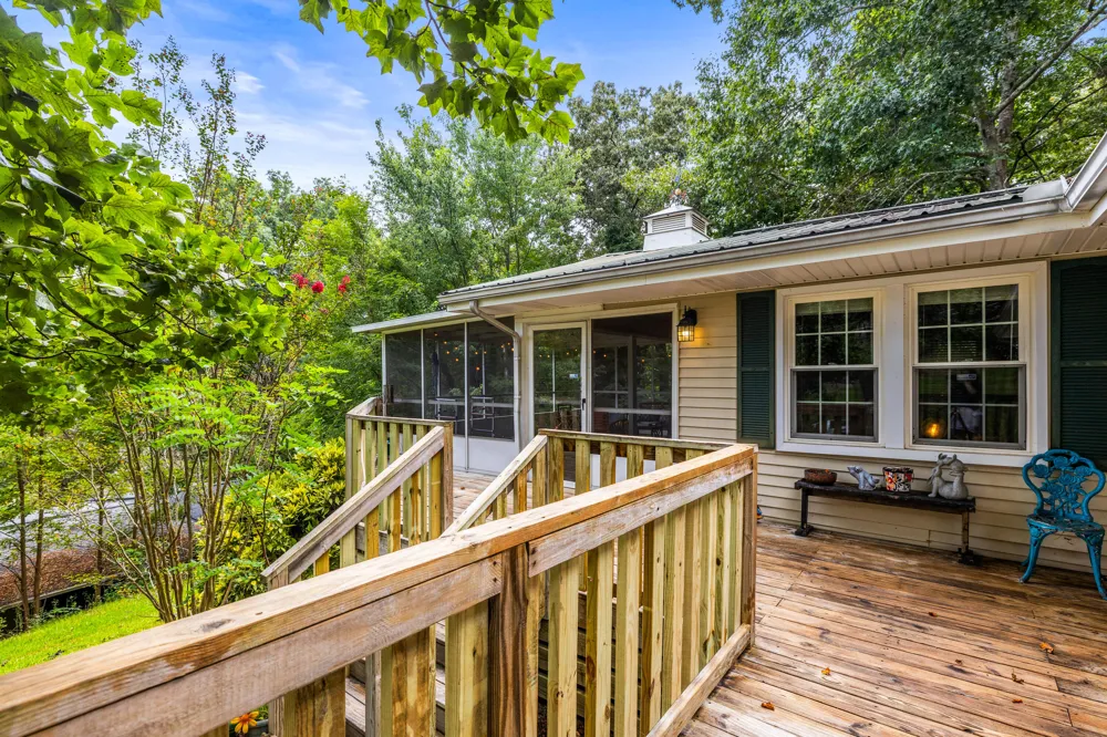 224 W Walden Circle Soddy Daisy, TN 37379