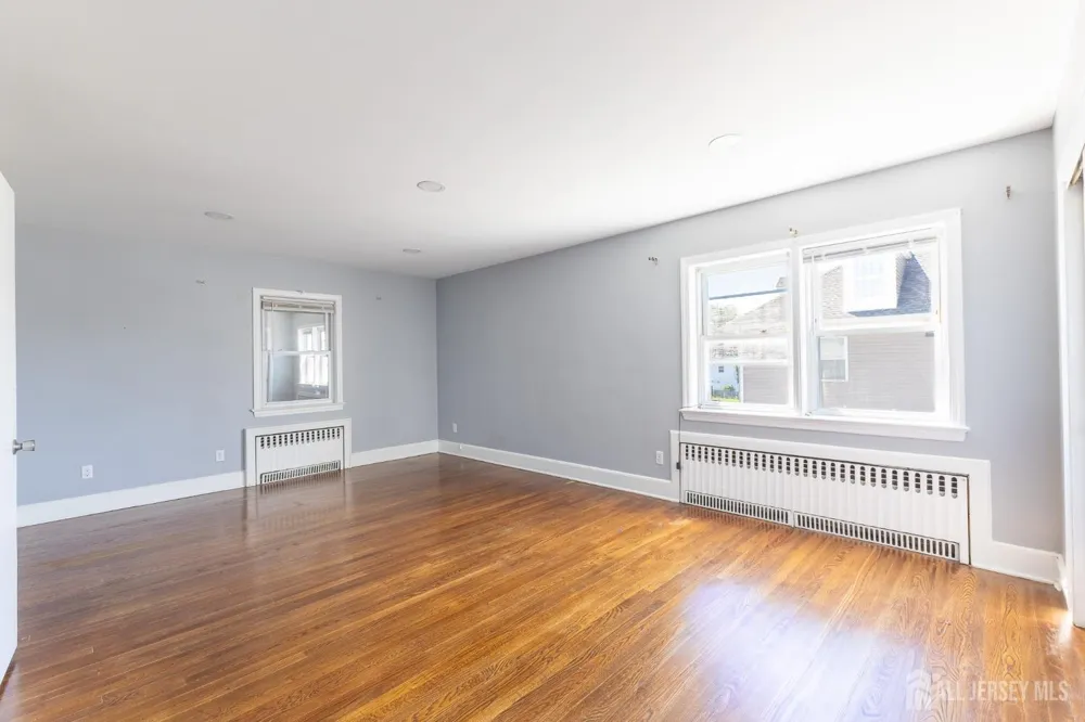 187 Main Street #2-F Woodbridge Proper, NJ 07095