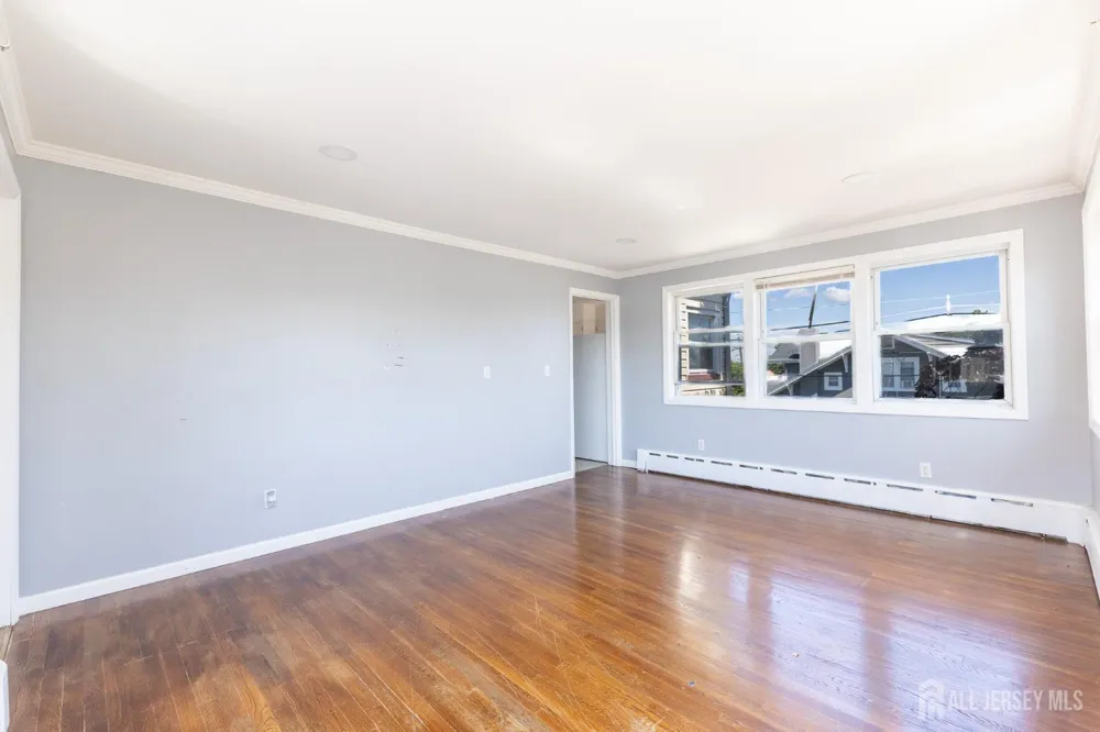 187 Main Street #2-F Woodbridge Proper, NJ 07095