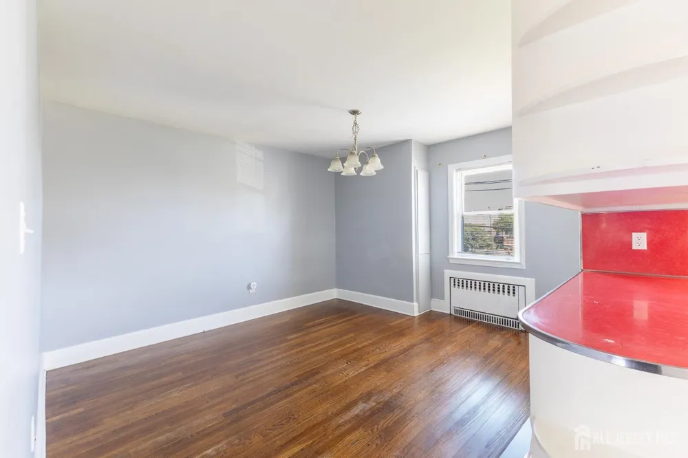 187 Main Street #2-F Woodbridge Proper, NJ 07095