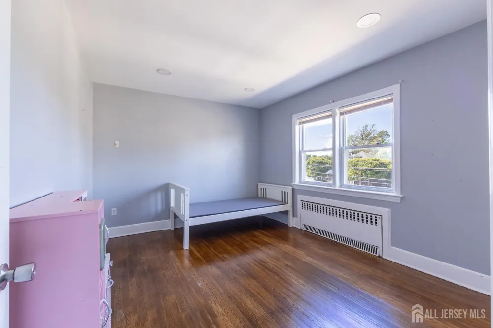 187 Main Street #2-F Woodbridge Proper, NJ 07095