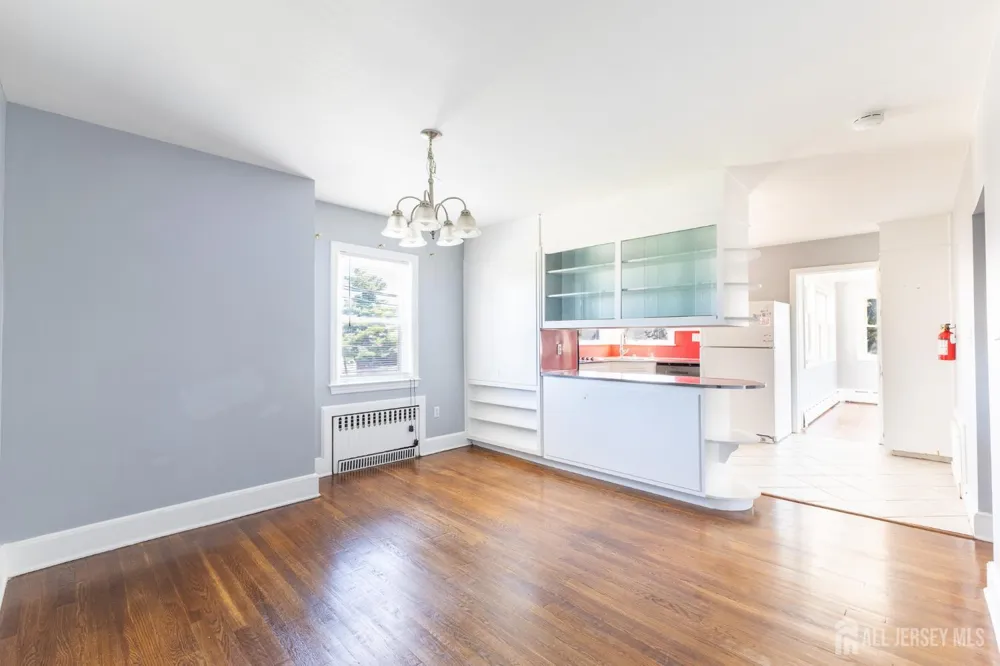 187 Main Street #2-F Woodbridge Proper, NJ 07095