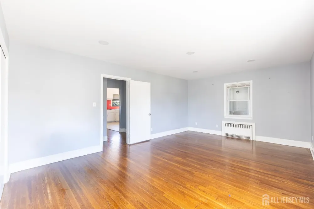 187 Main Street #2-F Woodbridge Proper, NJ 07095