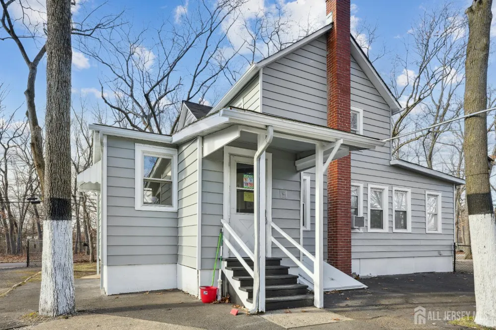 110 Charles Street Old Bridge, NJ 08857