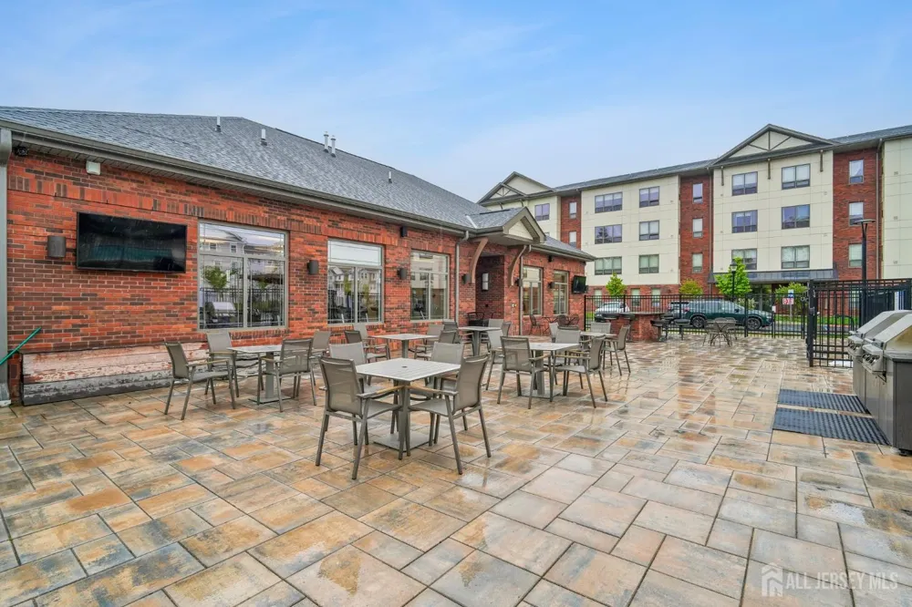 723 Station Road Dunellen, NJ 08812