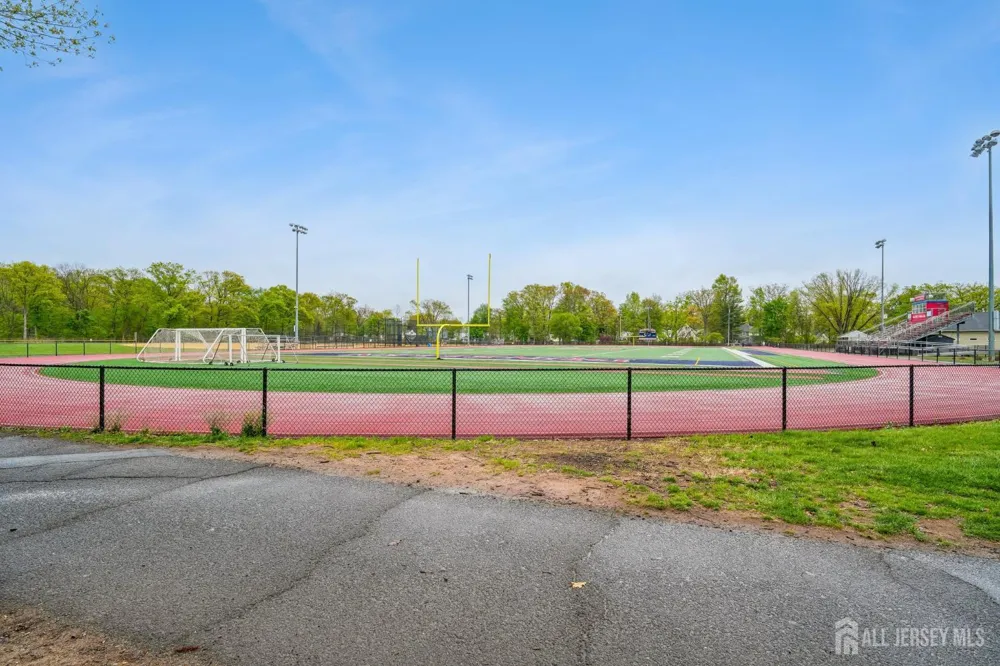 723 Station Road Dunellen, NJ 08812