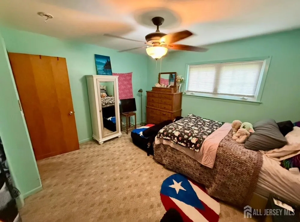 24 Beardslee Road Franklin Twsp, NJ 08844