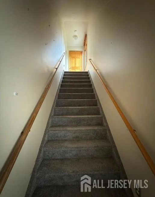 24 Beardslee Road Franklin Twsp, NJ 08844