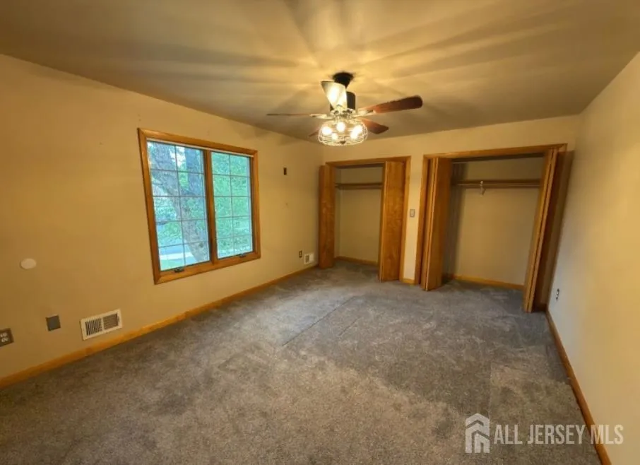 24 Beardslee Road Franklin Twsp, NJ 08844