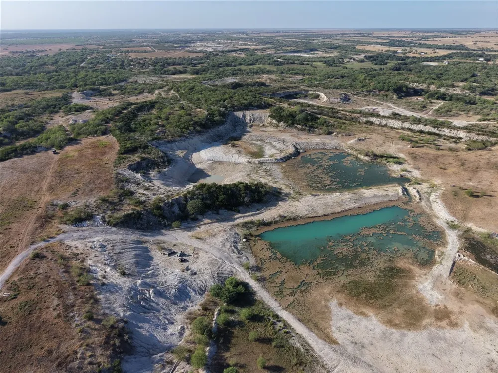 24024 441 CIRCLE Mathis, TX 78368