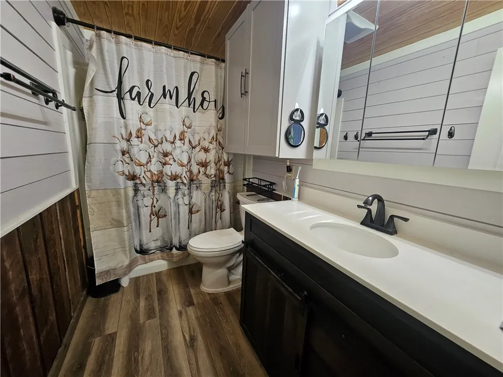 24024 441 CIRCLE Mathis, TX 78368