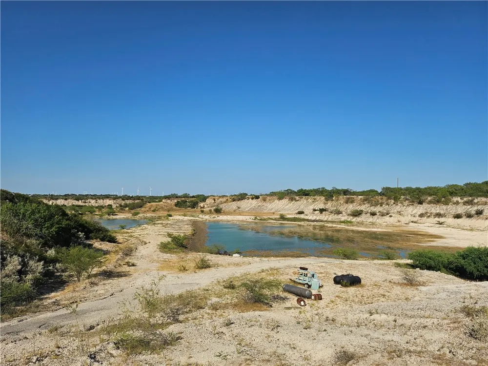 24024 441 CIRCLE Mathis, TX 78368