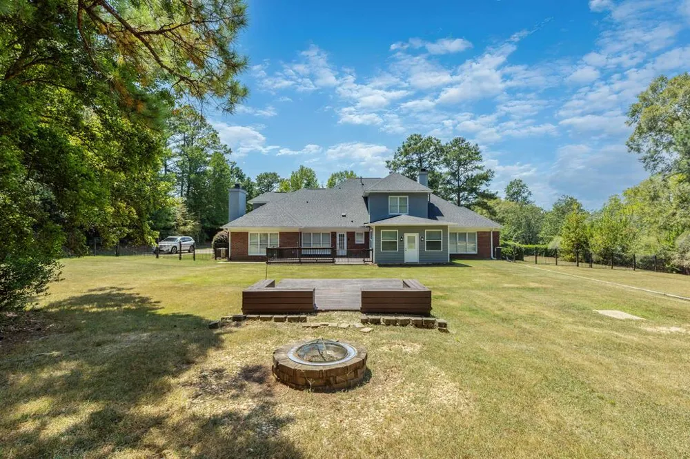 221 Mink Drive Columbus, GA 31804