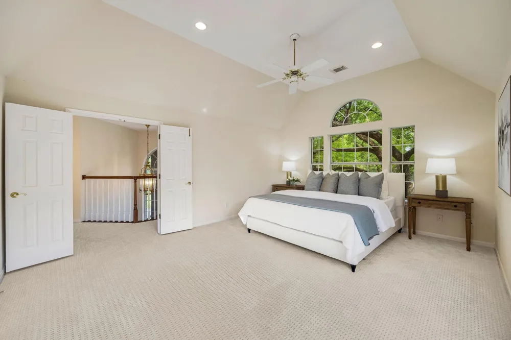 4900 Cedar Street Bellaire, TX 77401