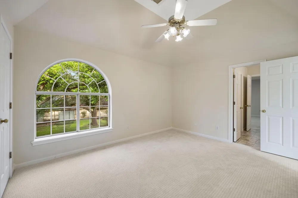 4900 Cedar Street Bellaire, TX 77401