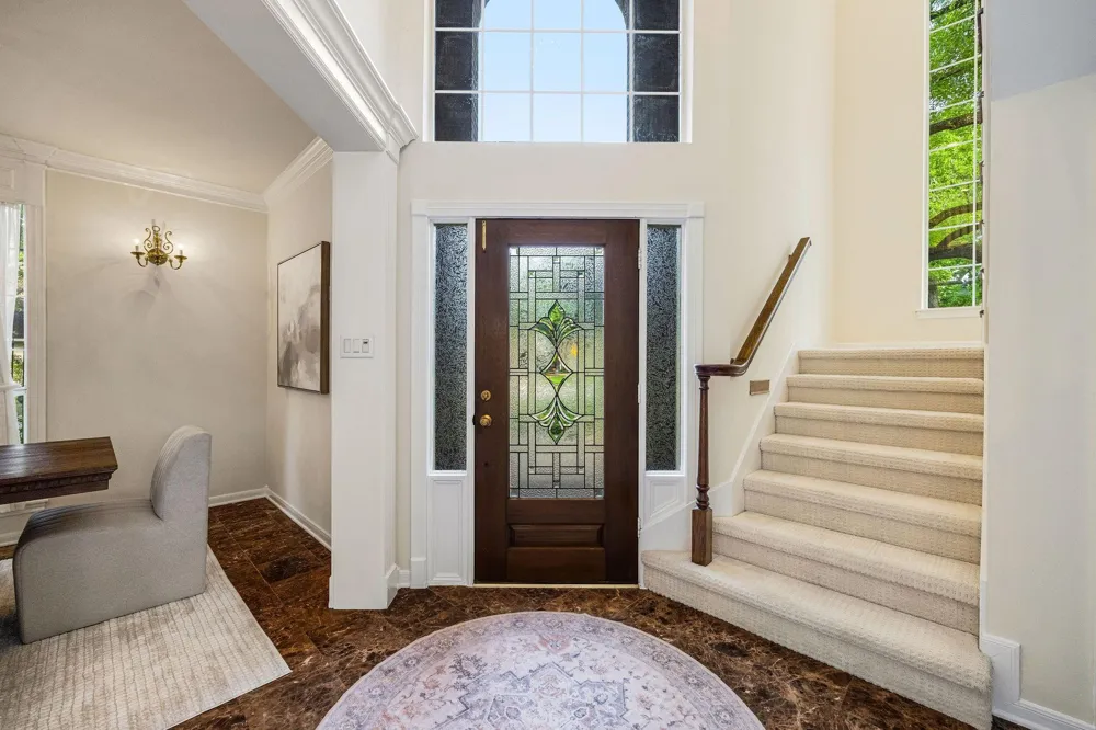 4900 Cedar Street Bellaire, TX 77401