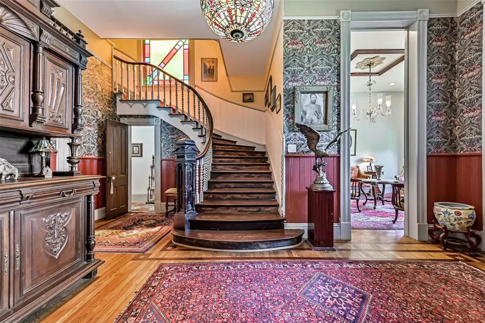 1819 Ball Galveston, TX 77550
