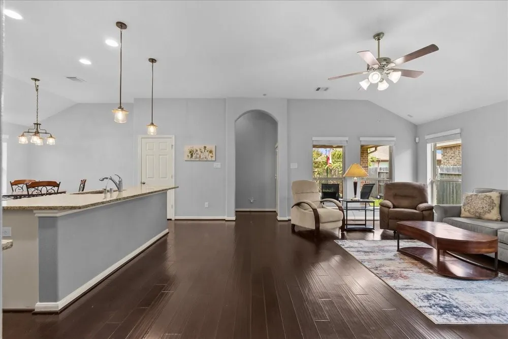 4813 Ladona Court League City, TX 77573