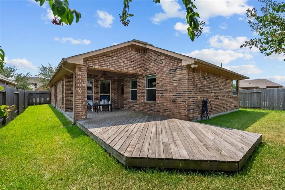 4813 Ladona Court League City, TX 77573