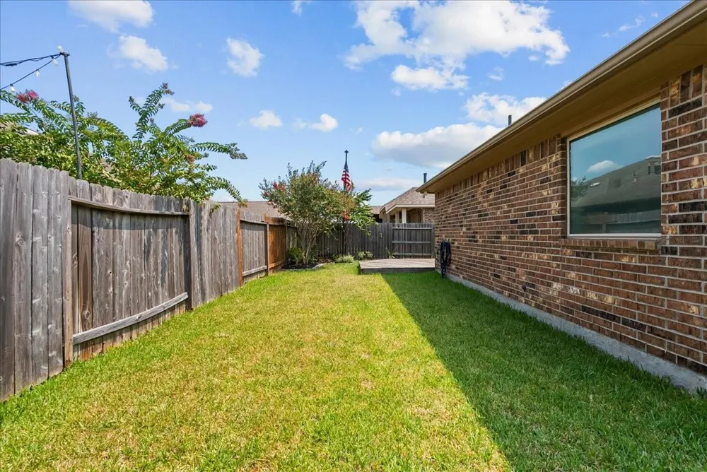 4813 Ladona Court League City, TX 77573