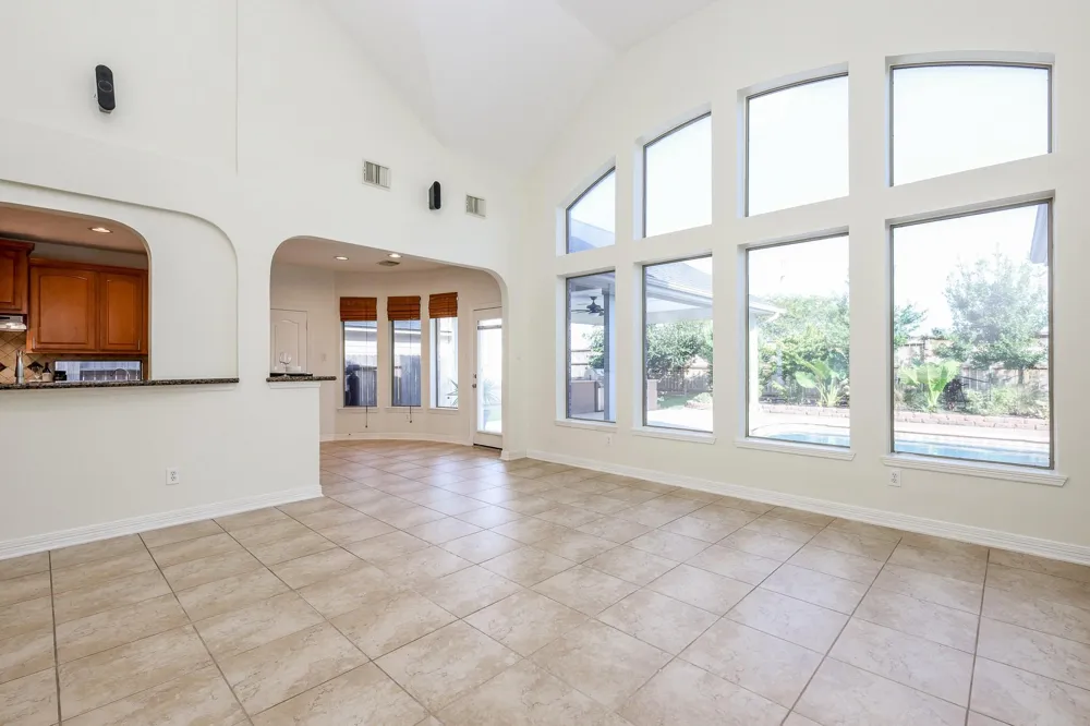 2814 Keagan Falls Drive Manvel, TX 77578
