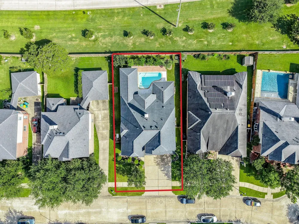 2814 Keagan Falls Drive Manvel, TX 77578