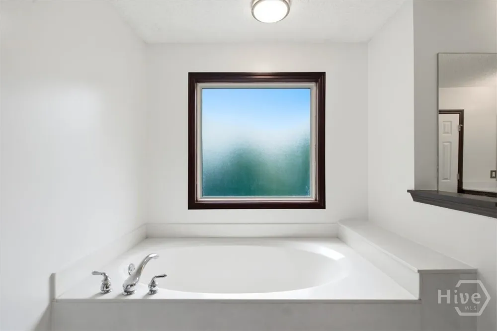 6 Whispering Oaks Trail Savannah, GA 31419