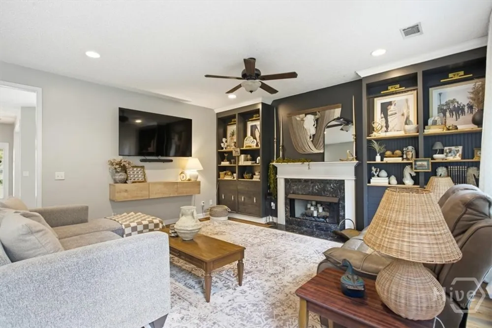 6 Whispering Oaks Trail Savannah, GA 31419