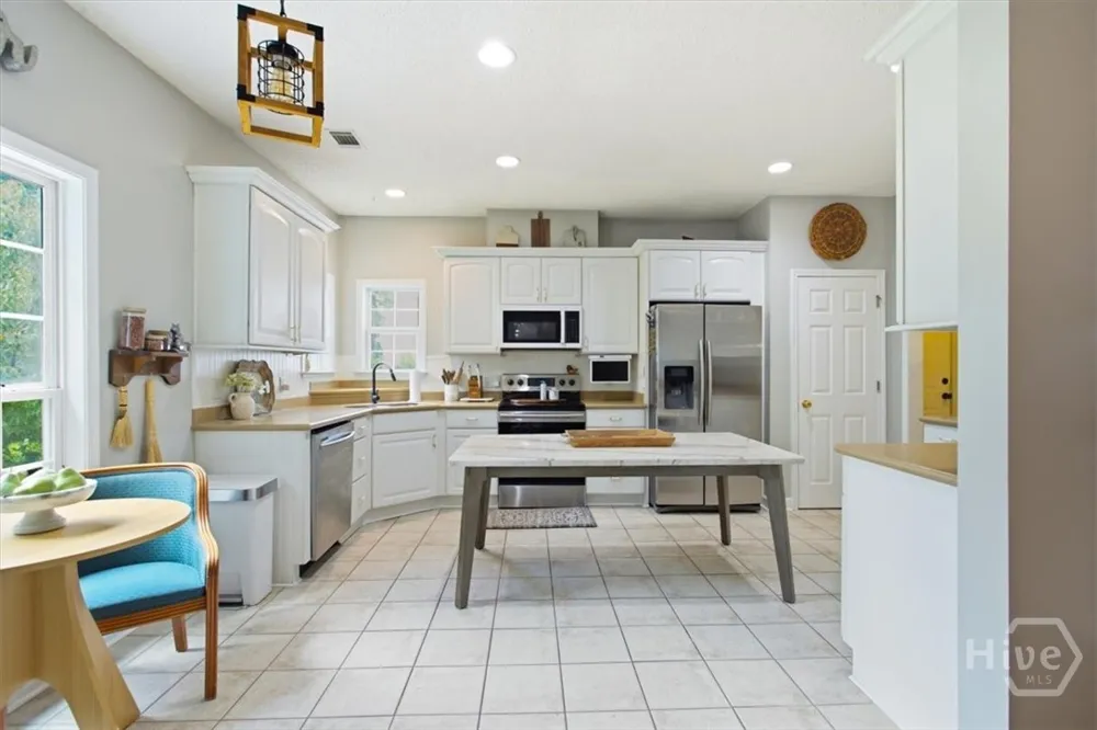 6 Whispering Oaks Trail Savannah, GA 31419