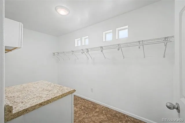 10537 Racine Way Commerce City, CO 80022