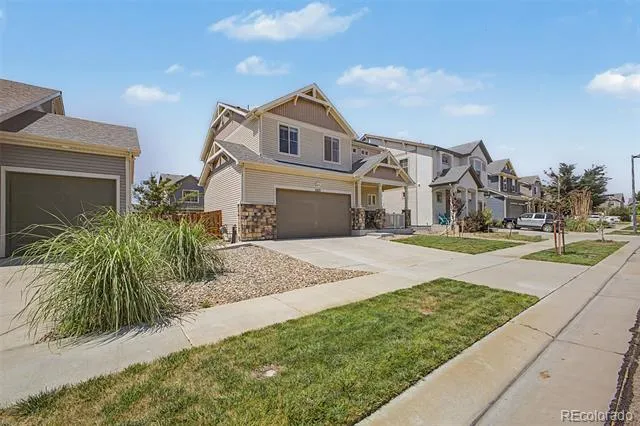 10537 Racine Way Commerce City, CO 80022