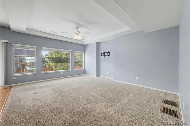 10537 Racine Way Commerce City, CO 80022